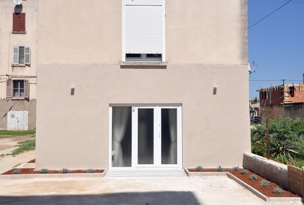 Amfora Deluxe Studio Pula Exterior foto